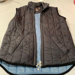 Black, Barbour vest, like new!